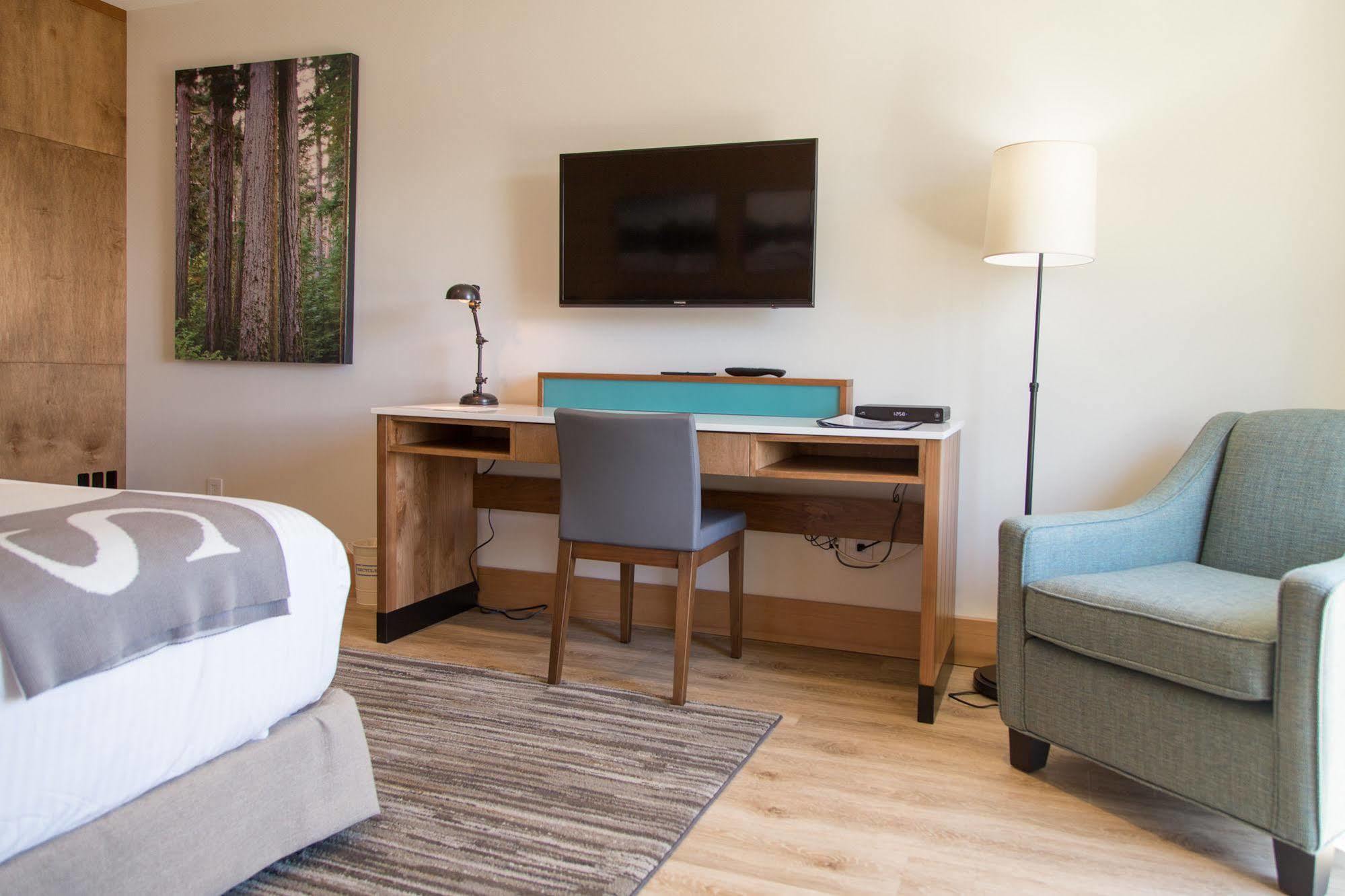 Sproat Lake Landing Resort Great Central Exteriér fotografie