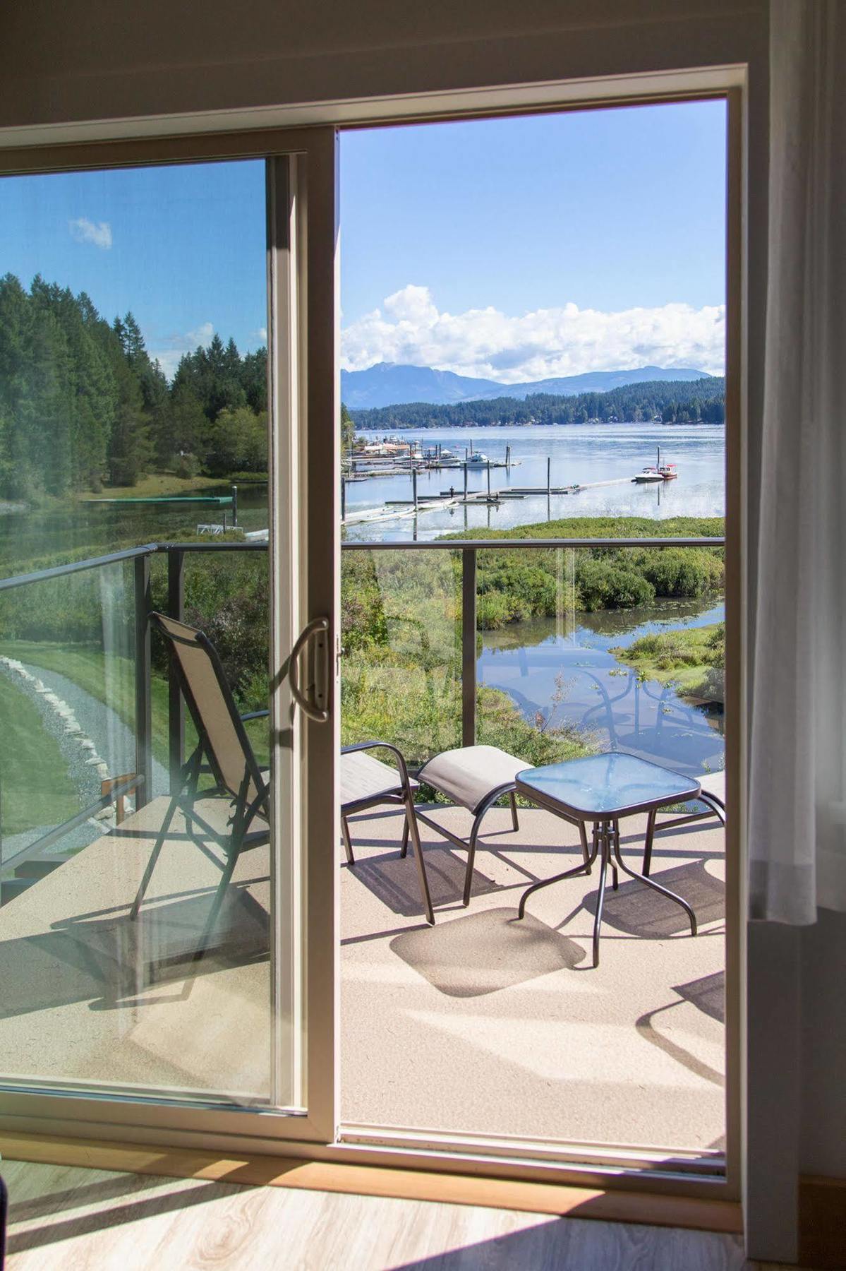 Sproat Lake Landing Resort Great Central Exteriér fotografie